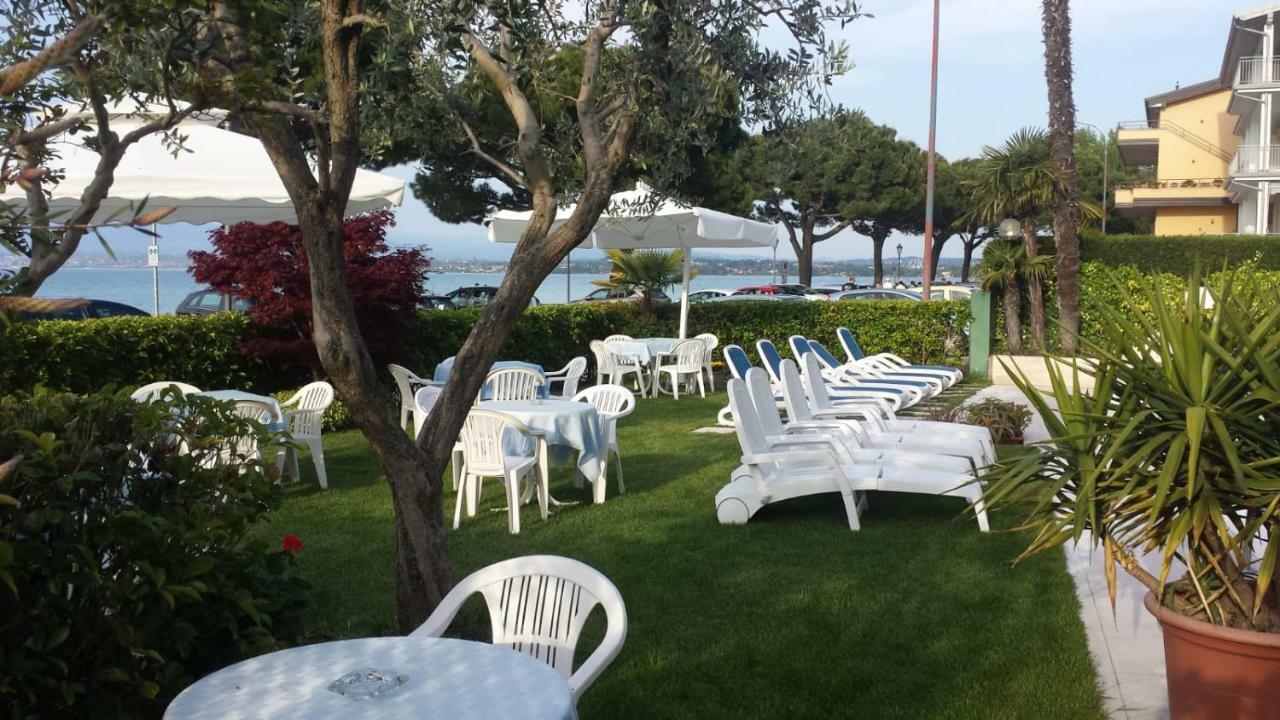 Hotel Cristallo Peschiera del Garda Eksteriør bilde