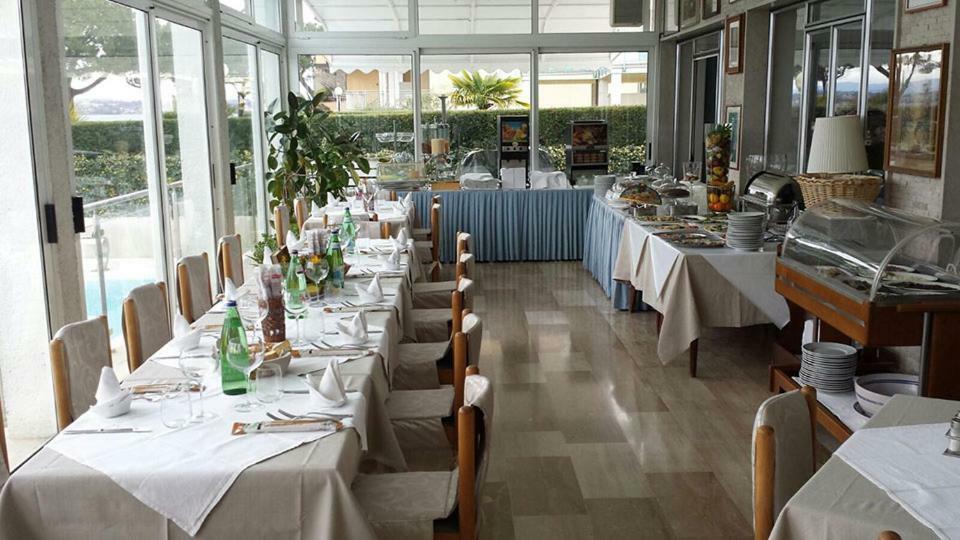 Hotel Cristallo Peschiera del Garda Eksteriør bilde